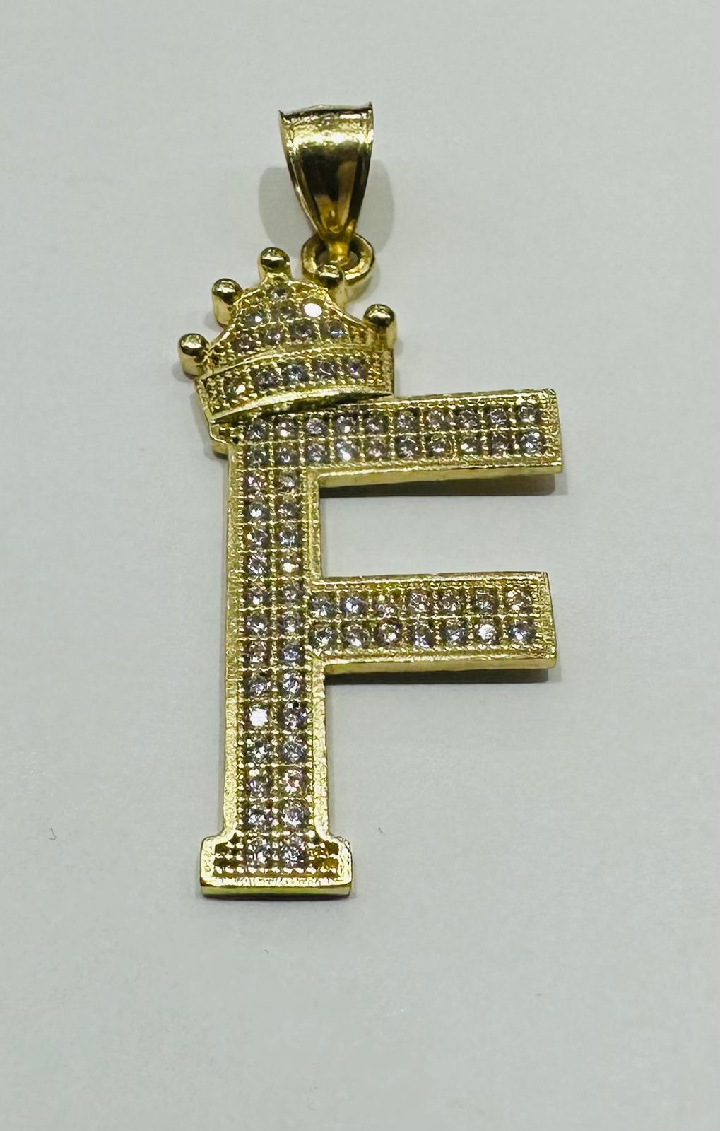 10K GOLD CZ STONE INITIAL LETTER "F" WITH A CROWN PENDANT- WEIGHT: 3.9gm