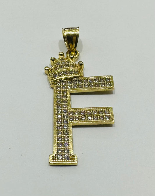 10K GOLD CZ STONE INITIAL LETTER "F" WITH A CROWN PENDANT- WEIGHT: 3.9gm