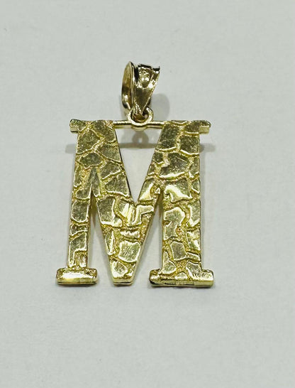 10K GOLD INITIAL LETTER "M" PENDANT