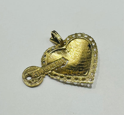 10K GOLD HEART PENDANT - WEIGHT: 4.0gm