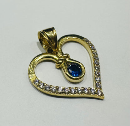 10K GOLD HEART PENDANT - WEIGHT: 3.6gm