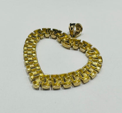 10K GOLD HEART PENDANT - WEIGHT: 4.6gm