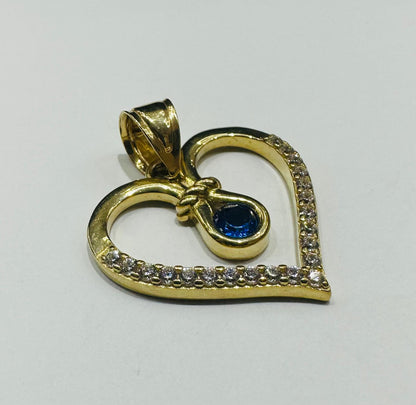 10K GOLD HEART PENDANT - WEIGHT: 3.6gm