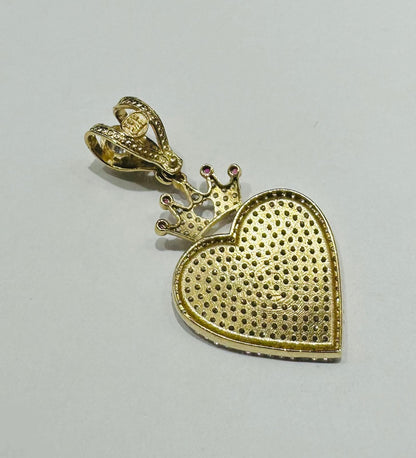 10K GOLD CROWN HEART PENDANT WITH CZ STONES- WEIGHT: 4.5gm