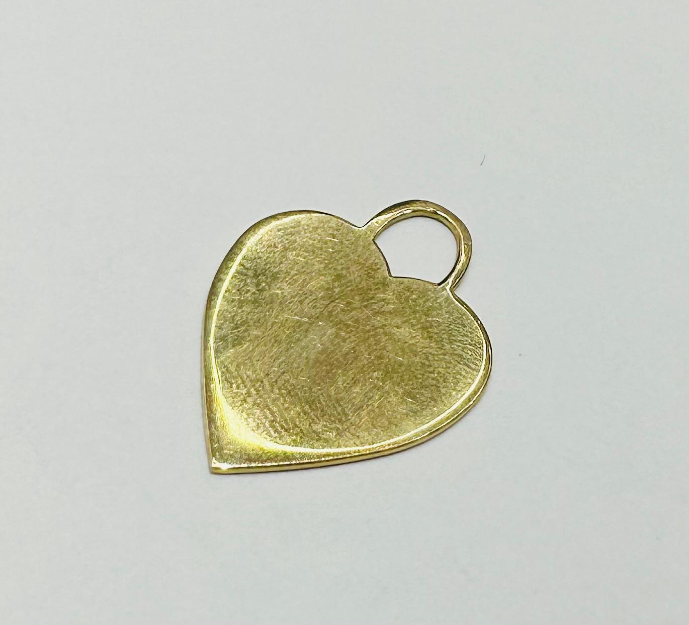 10K GOLD HEART PENDANT