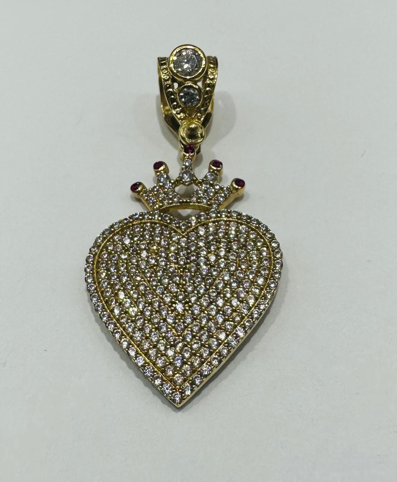 10K GOLD CROWN HEART PENDANT WITH CZ STONES- WEIGHT: 4.5gm