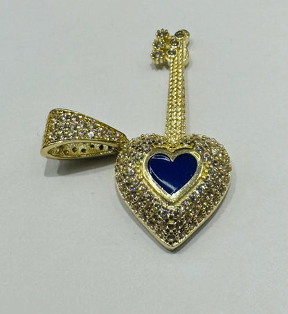 10K GOLD HEART PENDANT WITH CZ STONES- WEIGHT: 3.2gm