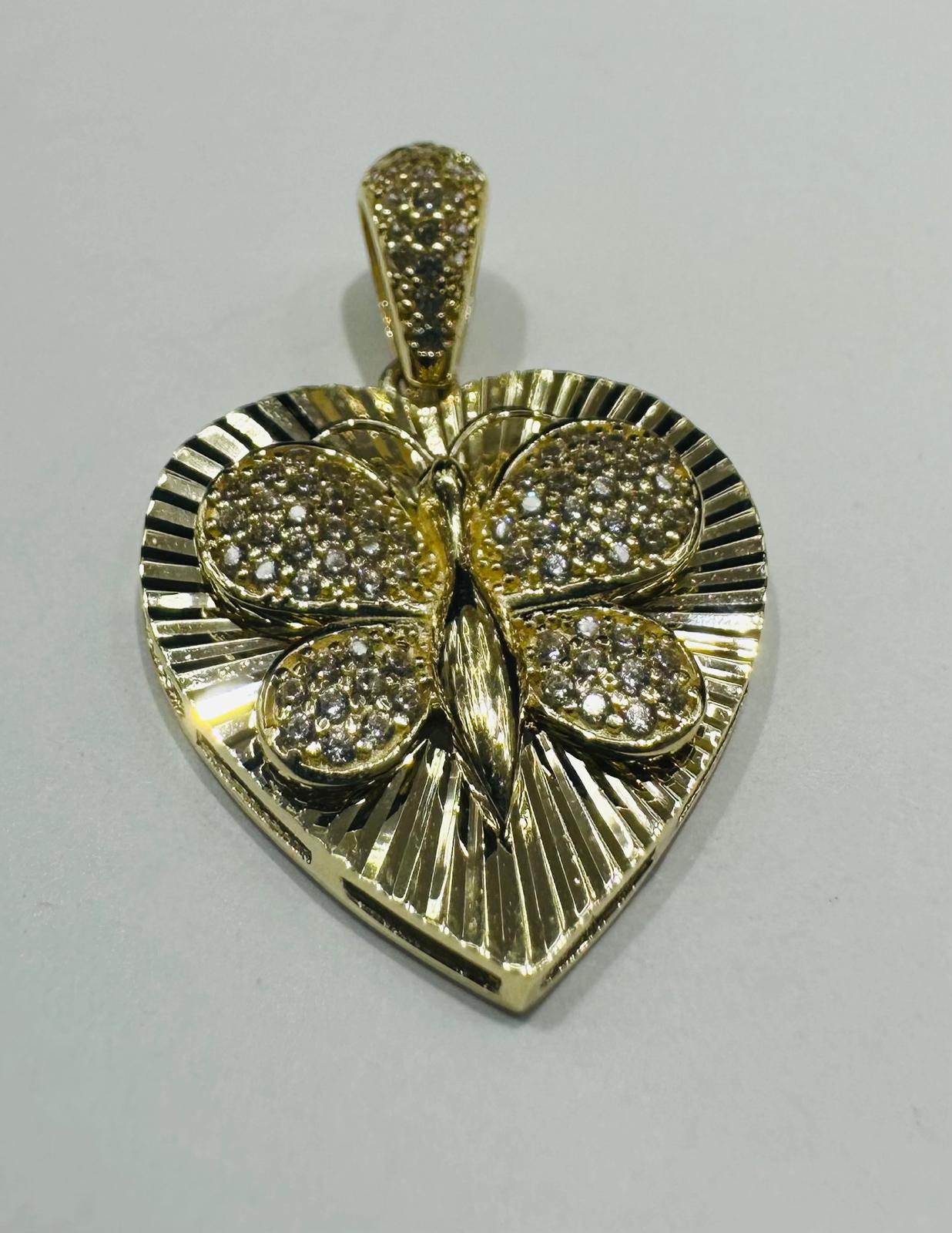 10K GOLD HEART BUTTERFLY PENDANT WITH CZ STONES- WEIGHT: 3.5gm