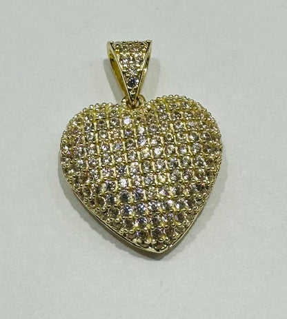 10K GOLD HEART PENDANT WITH CZ STONES- WEIGHT: 3.0gm