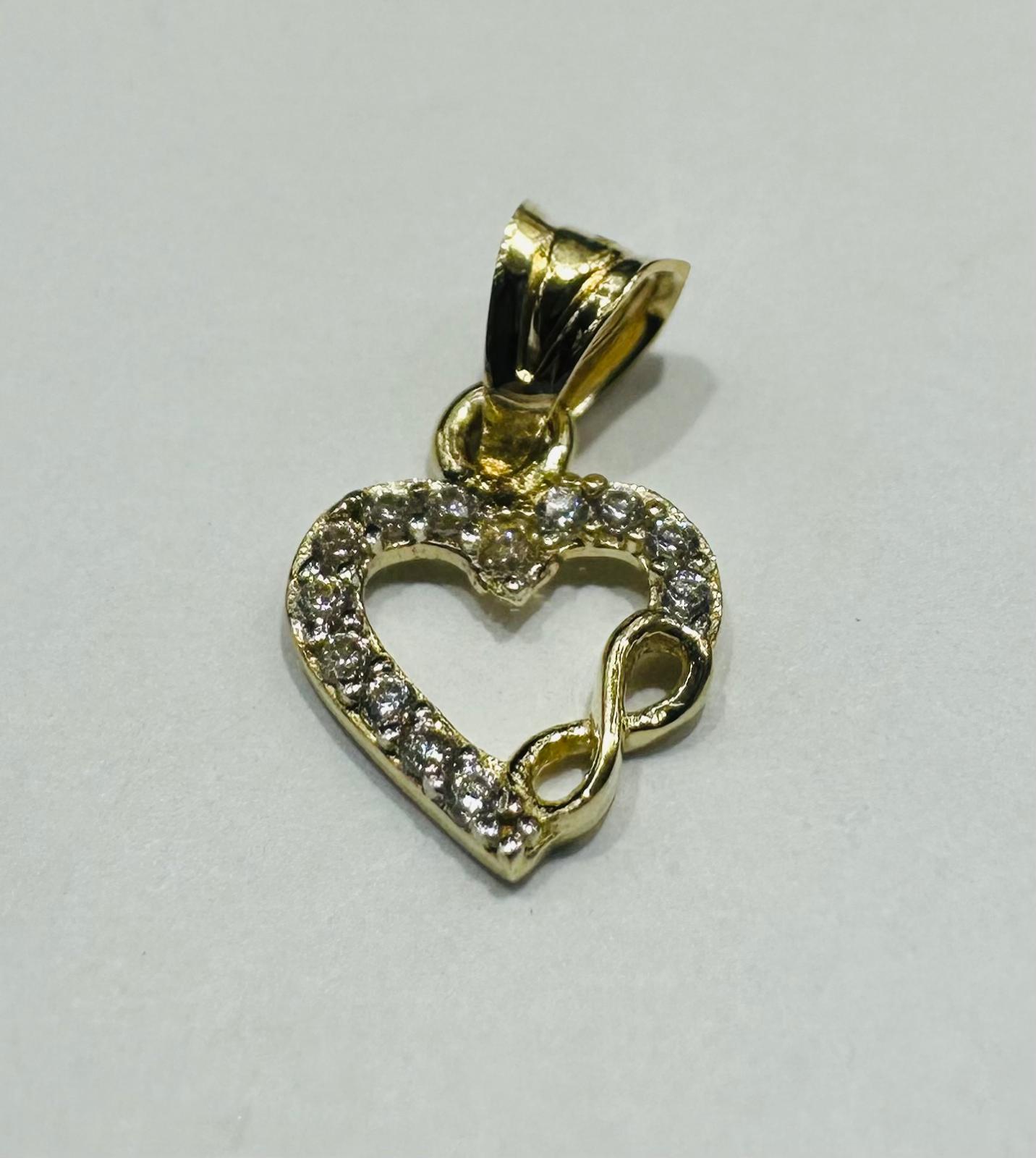 10K GOLD HEART PENDANT WITH CZ STONES