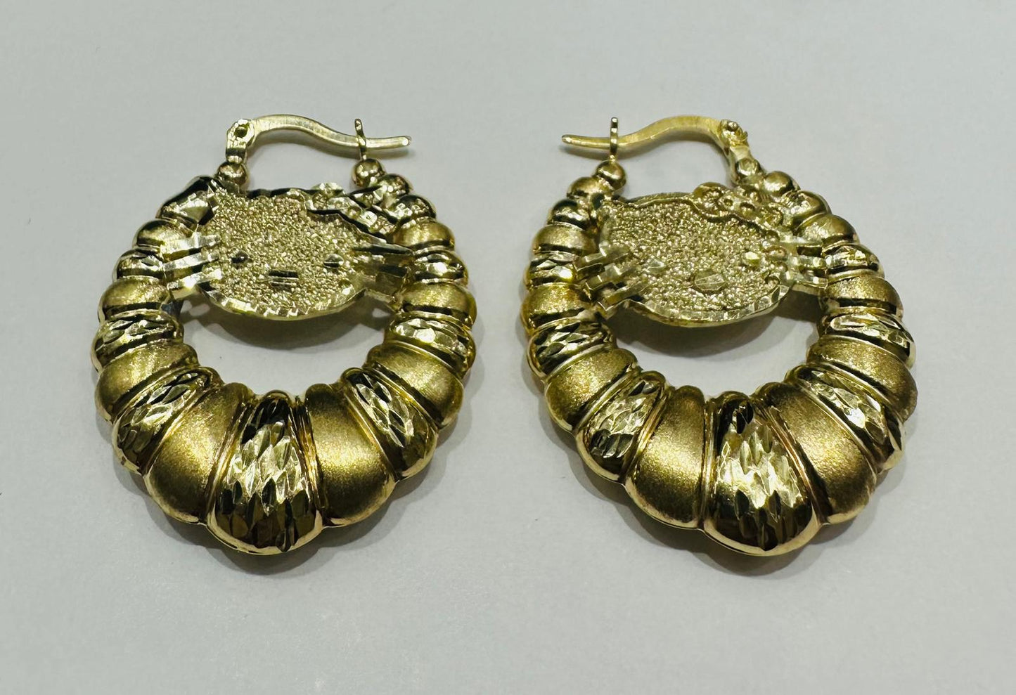 10K GOLD KITTY CUSTOM MADE SHRIMP EARRINGS