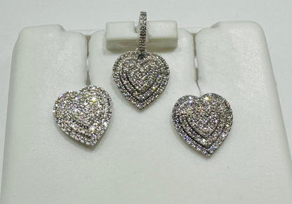 10K GOLD DIAMOND HEART PENDANT AND EARRINGS SET- 0.35CTW