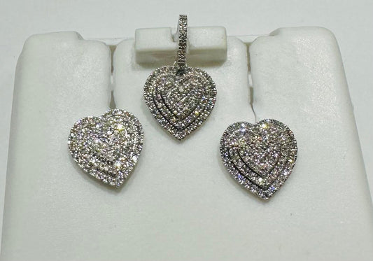 10K GOLD DIAMOND HEART PENDANT AND EARRINGS SET- 0.35CTW