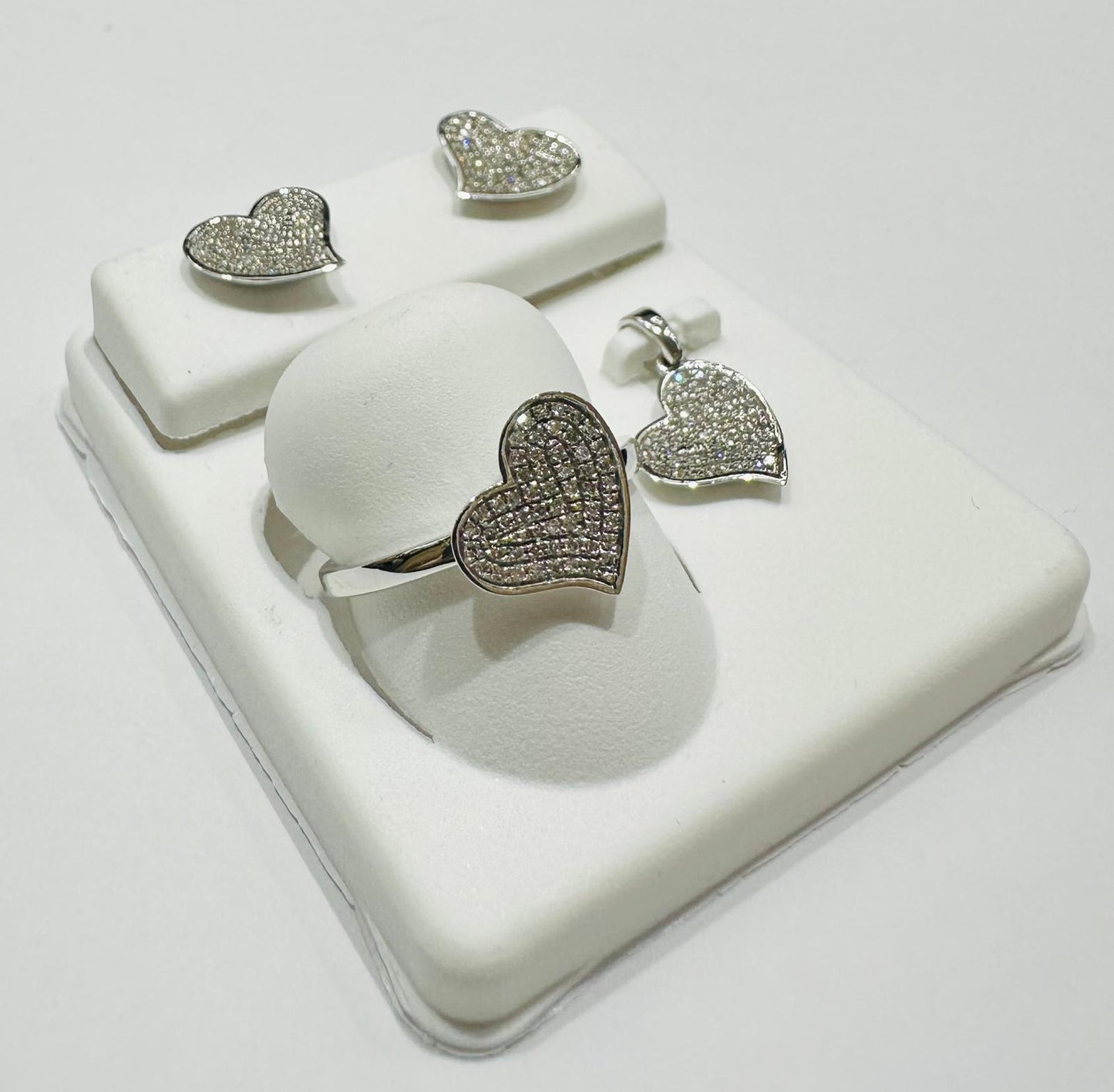 10K GOLD DIAMOND HEART PENDANT, RING AND EARRINGS SET- 0.47CTW