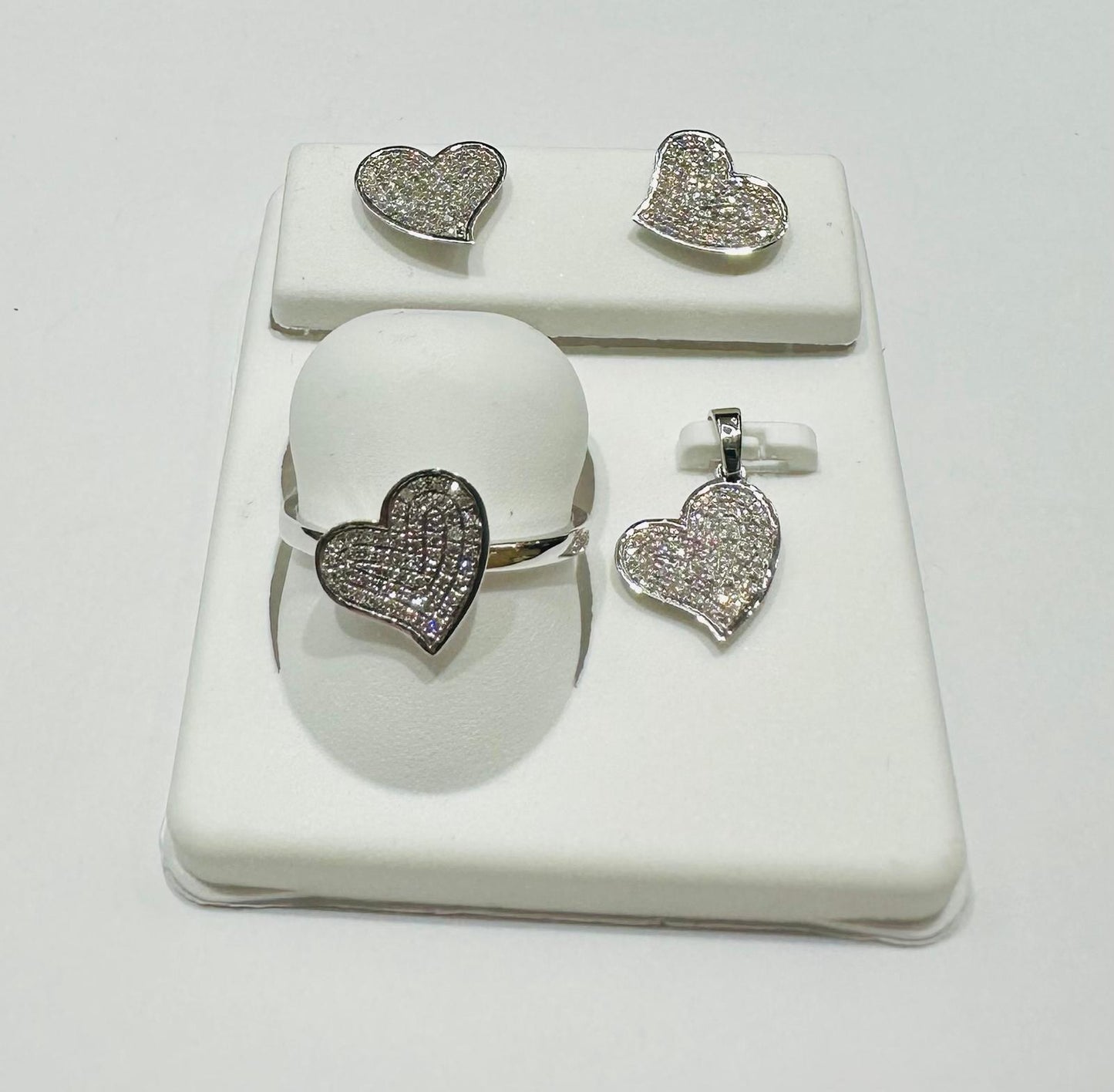 10K GOLD DIAMOND HEART PENDANT, RING AND EARRINGS SET- 0.47CTW