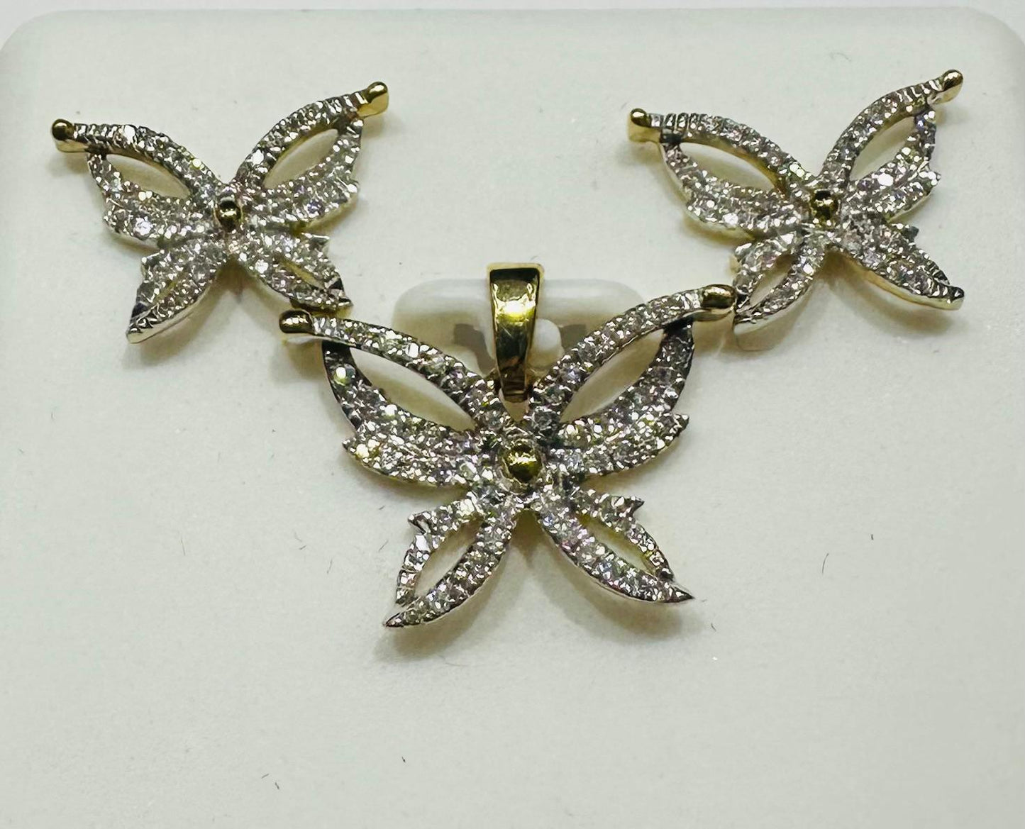 10K GOLD DIAMOND BUTTERFLY PENDANT AND EARRINGS SET- 0.30CTW