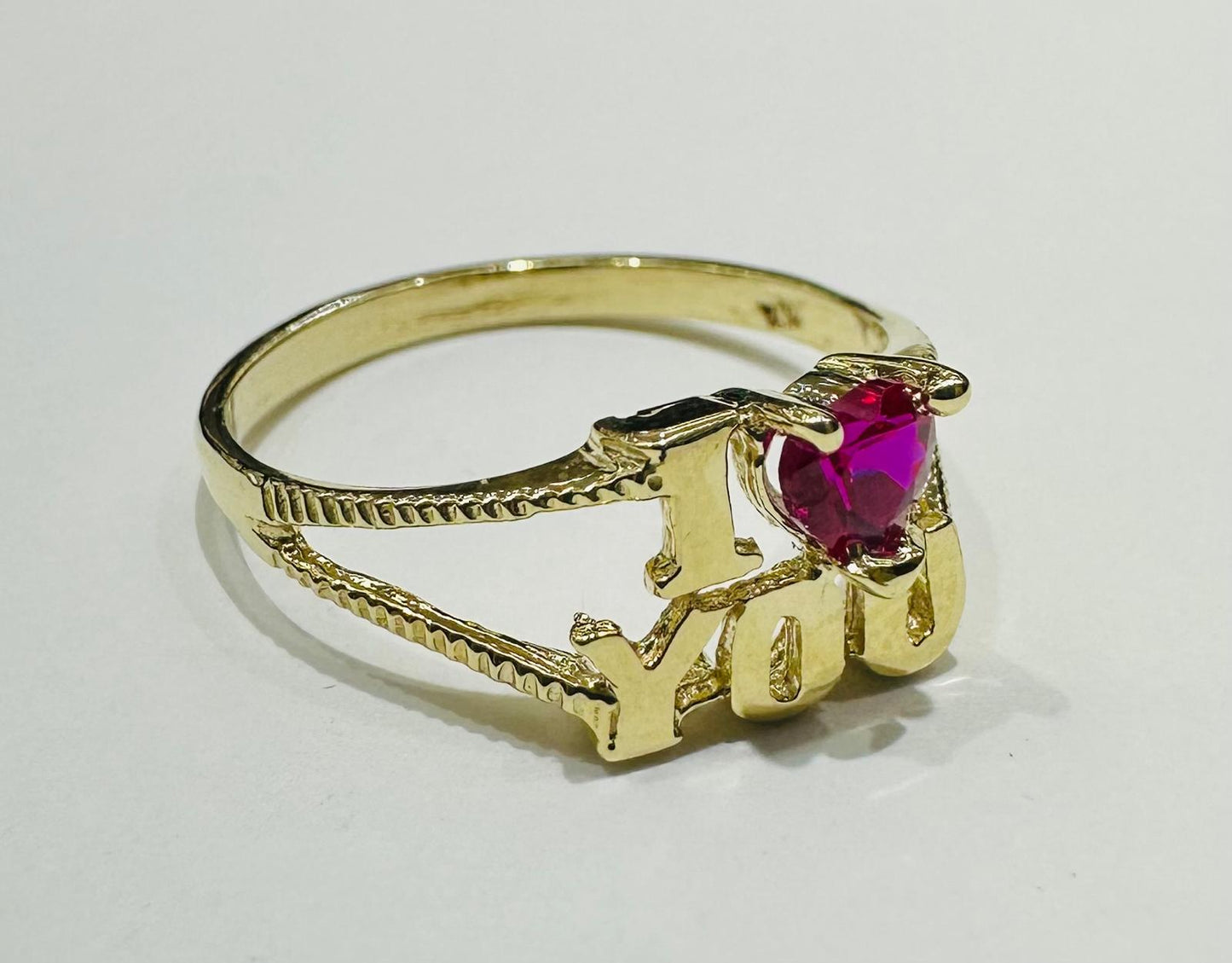 10K GOLD "I LOVE YOU" RING