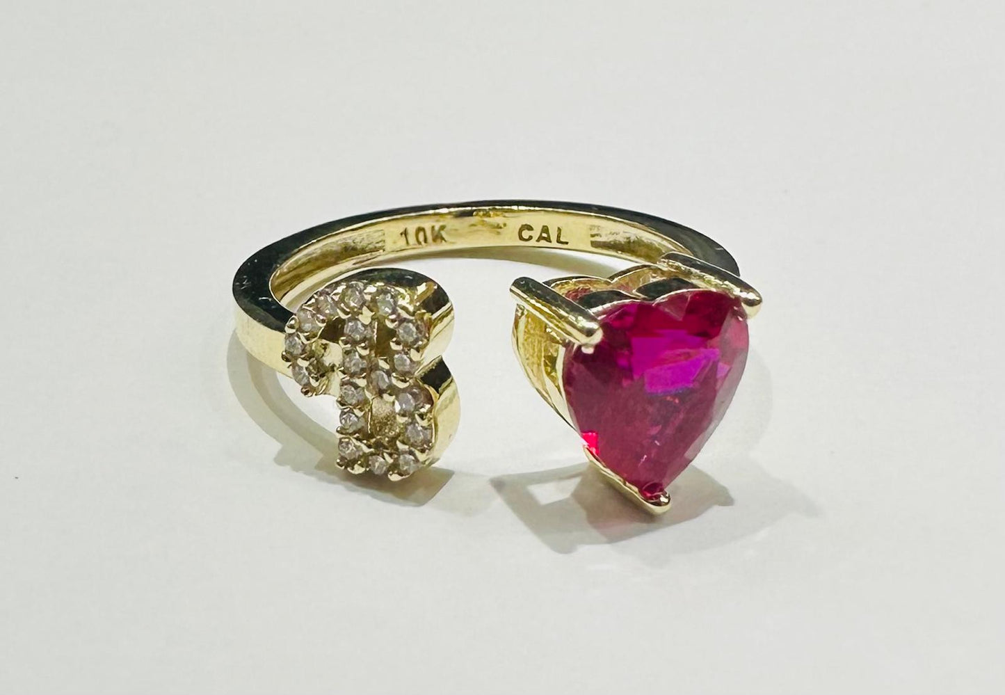 10K GOLD INITIAL LETTER "B" RING WITH CZ STONE