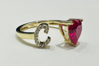 10K GOLD INITIAL LETTER "C" RING WITH CZ STONE