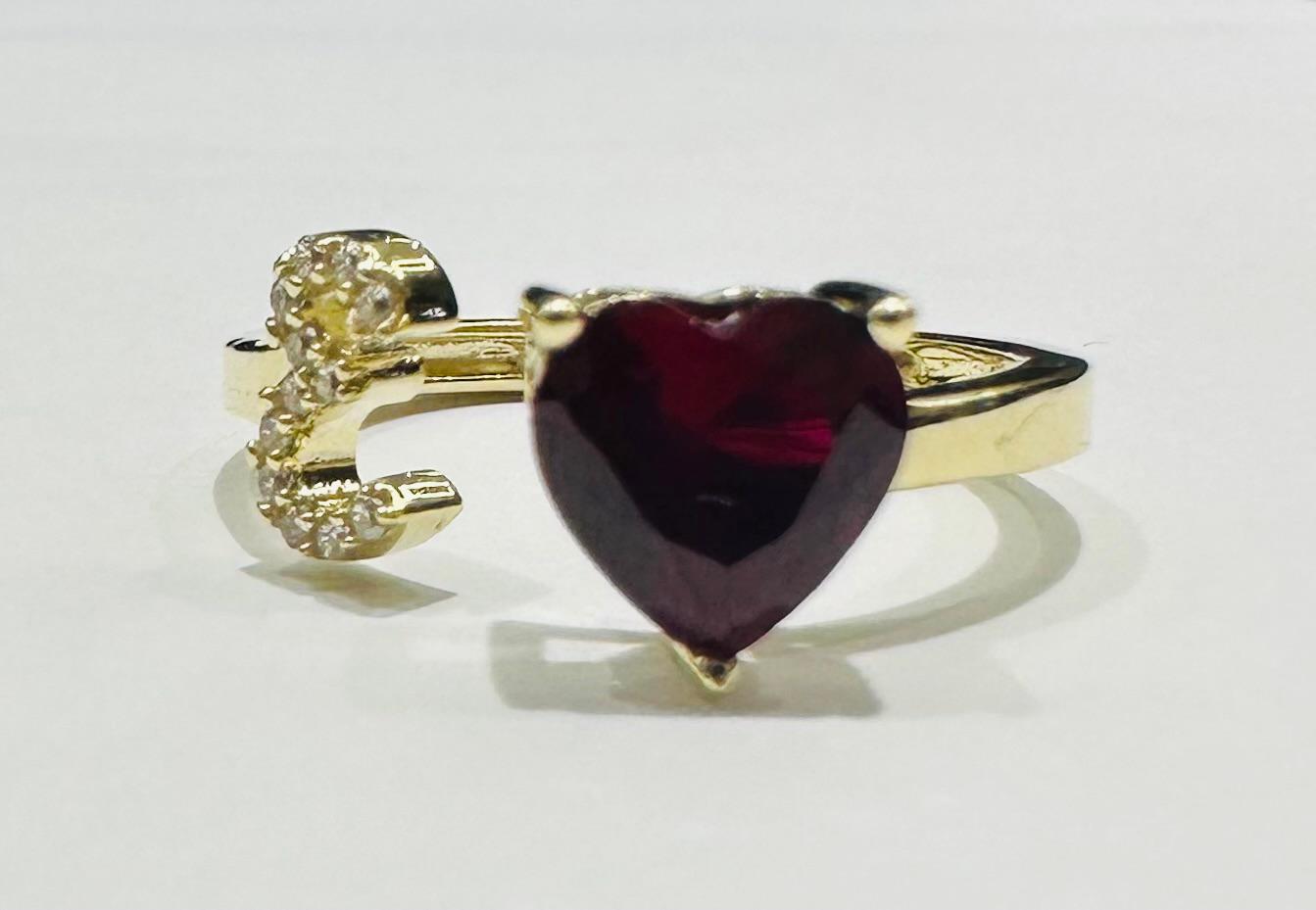 10K GOLD INITIAL LETTER "E" RING WITH CZ STONE