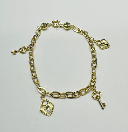 10K GOLD HEART LOCK AND KEY CHARMS OVAL LINK BRACELET 8" - 5.2gm