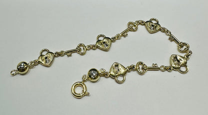 10K GOLD HEART LOCK AND KEY BRACELET 8" - 5.2gm