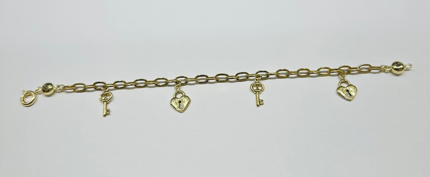 10K GOLD HEART LOCK AND KEY CHARMS OVAL LINK BRACELET 8" - 5.2gm