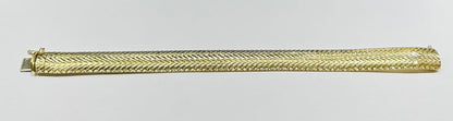 14K GOLD BOX LINK CHAIN WITH A HEART 8.5"  11.60mm  24.8gm