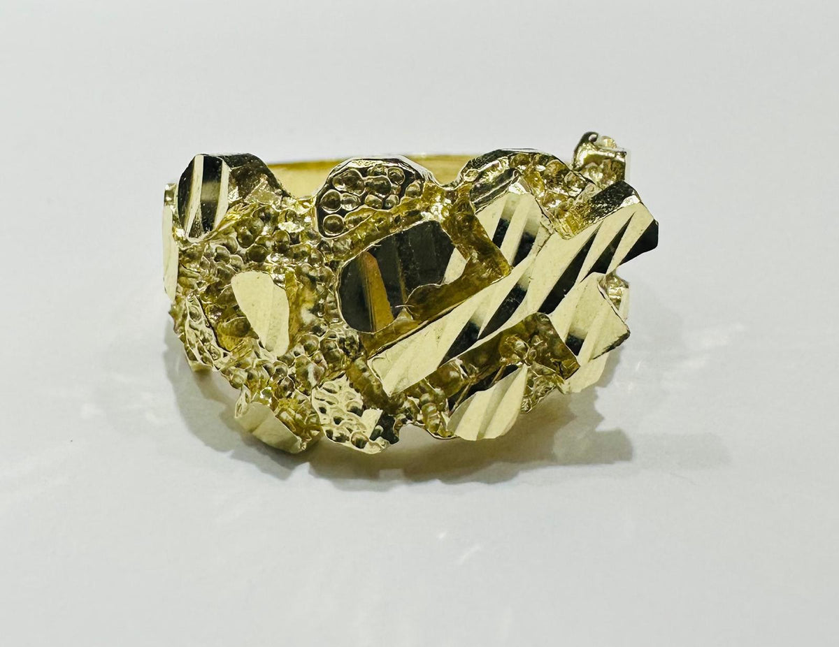 10K GOLD CROSS NUGGET RING  Weight:  6.0gm