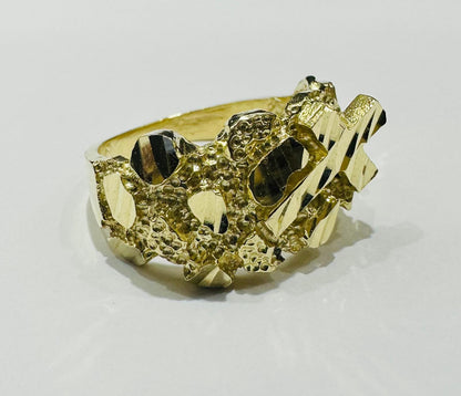 10K GOLD CROSS NUGGET RING  Weight:  6.0gm
