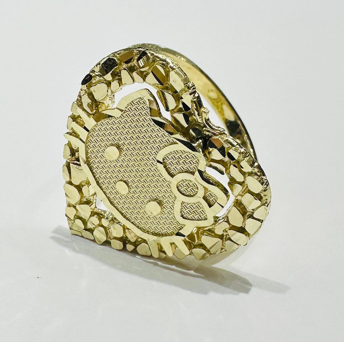 10K GOLD HEART KITTY RING  WEIGHT:  3.1gm