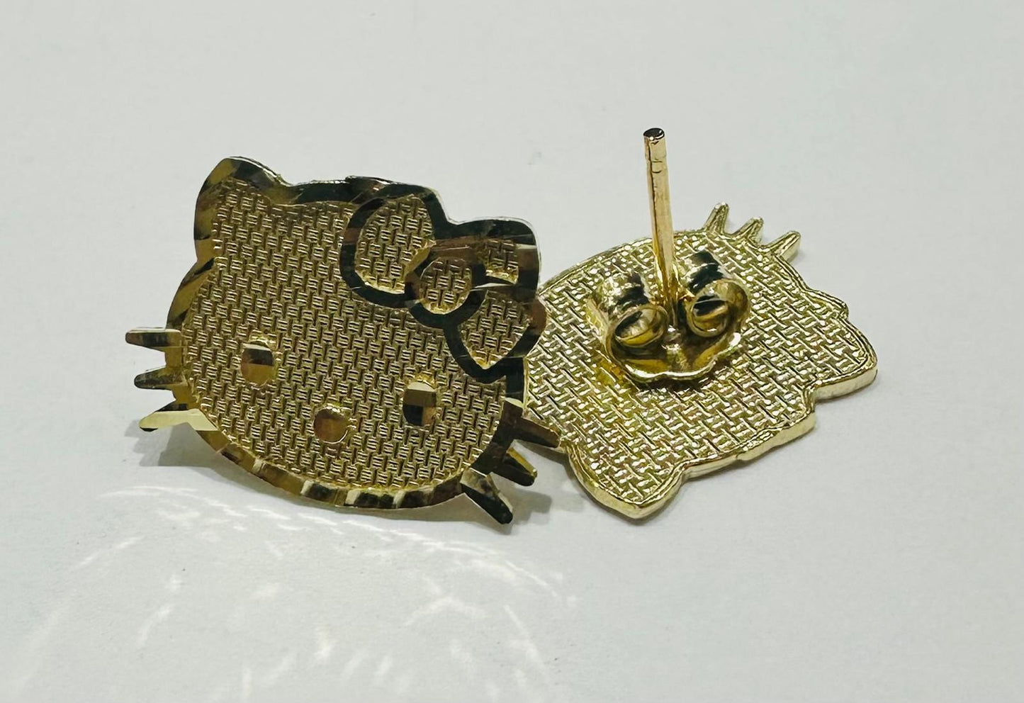 10K GOLD KITTY EARRINGS  WEIGHT: 1.7gm