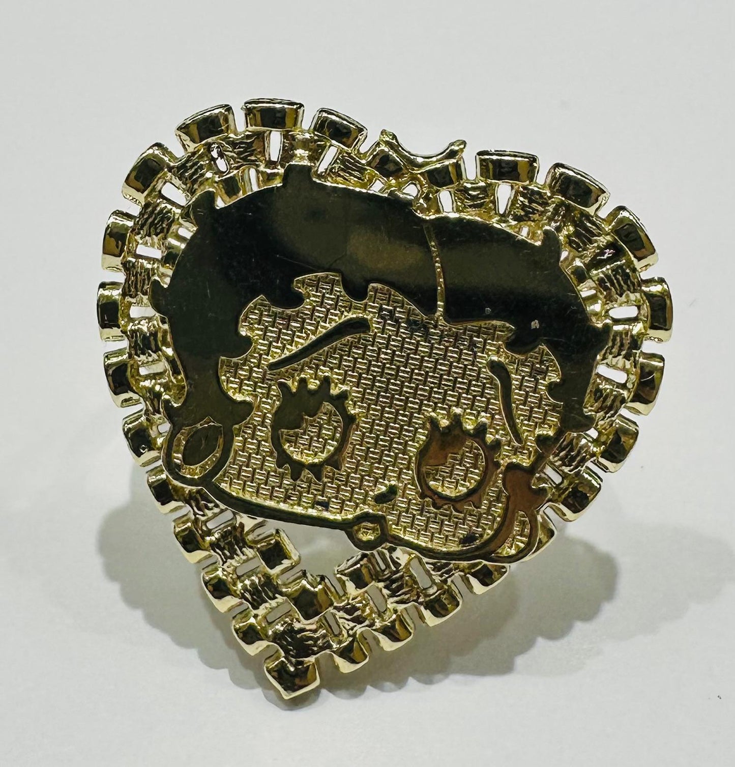 10K GOLD BETTY BOOP HEART RING- WEIGHT:  4.4gm