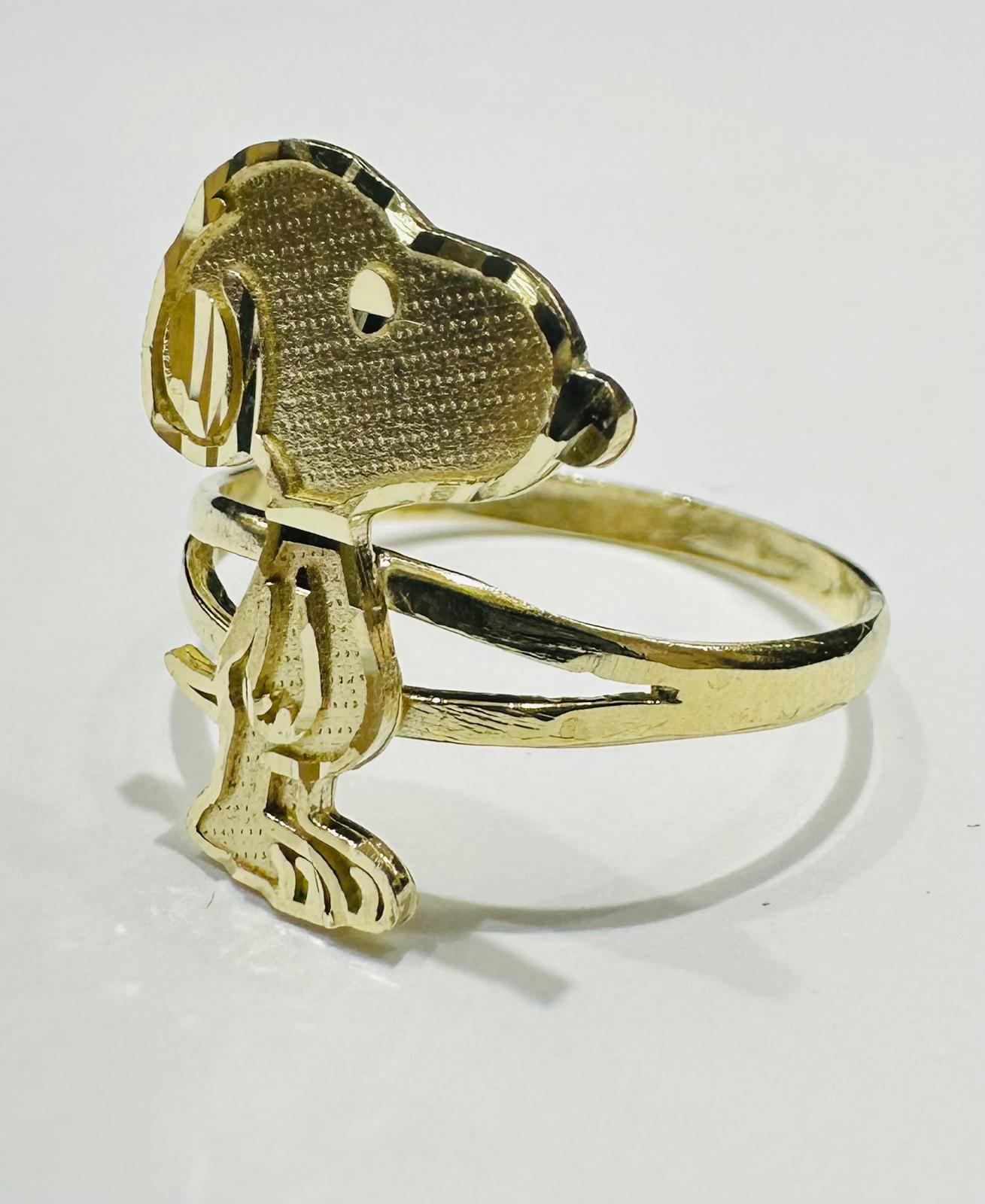10K GOLD SNOOPY RING- WEIGHT:  1.6gm