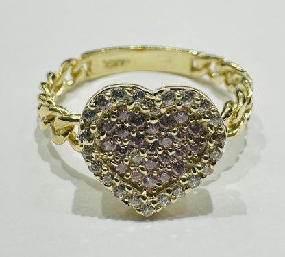 10K GOLD HEART RING WITH CZ STONES- WEIGHT: 3.0gm