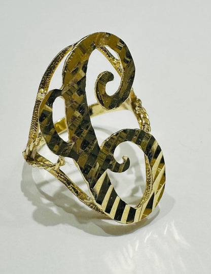 10K GOLD INITIAL LETTER "C" RING- WEIGHT:  3.3gm
