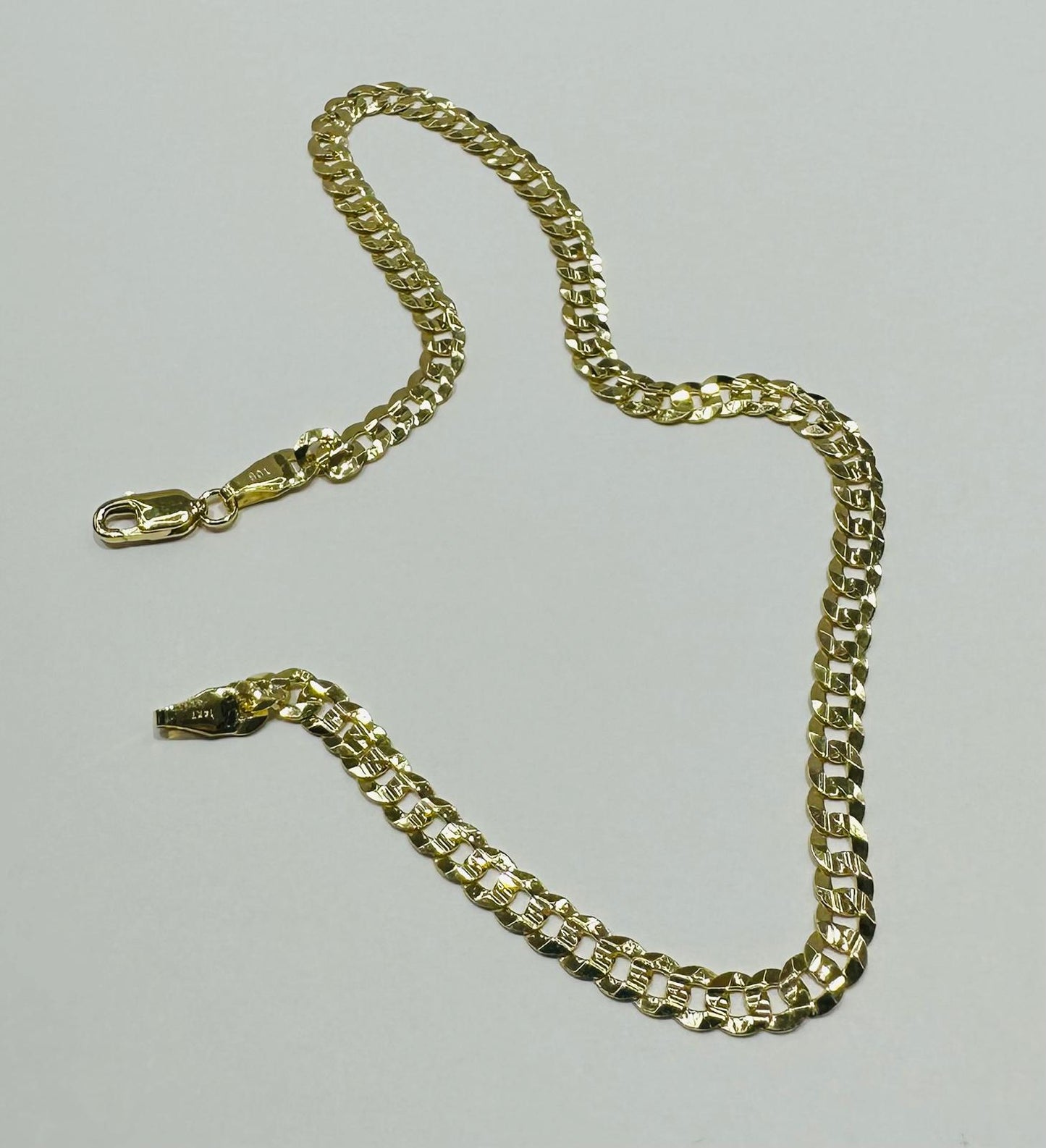 14K GOLD CUBAN  LINK BRACELET-  8"   4.2gm