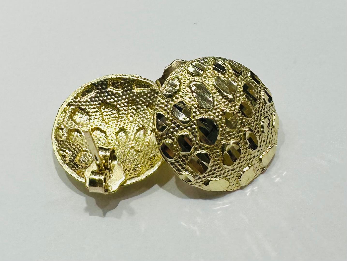 10K GOLD ROUND NUGGET EARRINGS  WEIGHT: 1.8gm