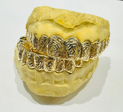 10K GOLD NUGGET CUT DIAMOND DUST GRILL- (12 TOP & BOTTOM : $2399) - ( AVAILABLE IN 6PC, 8PC, 10PC, 12PC)