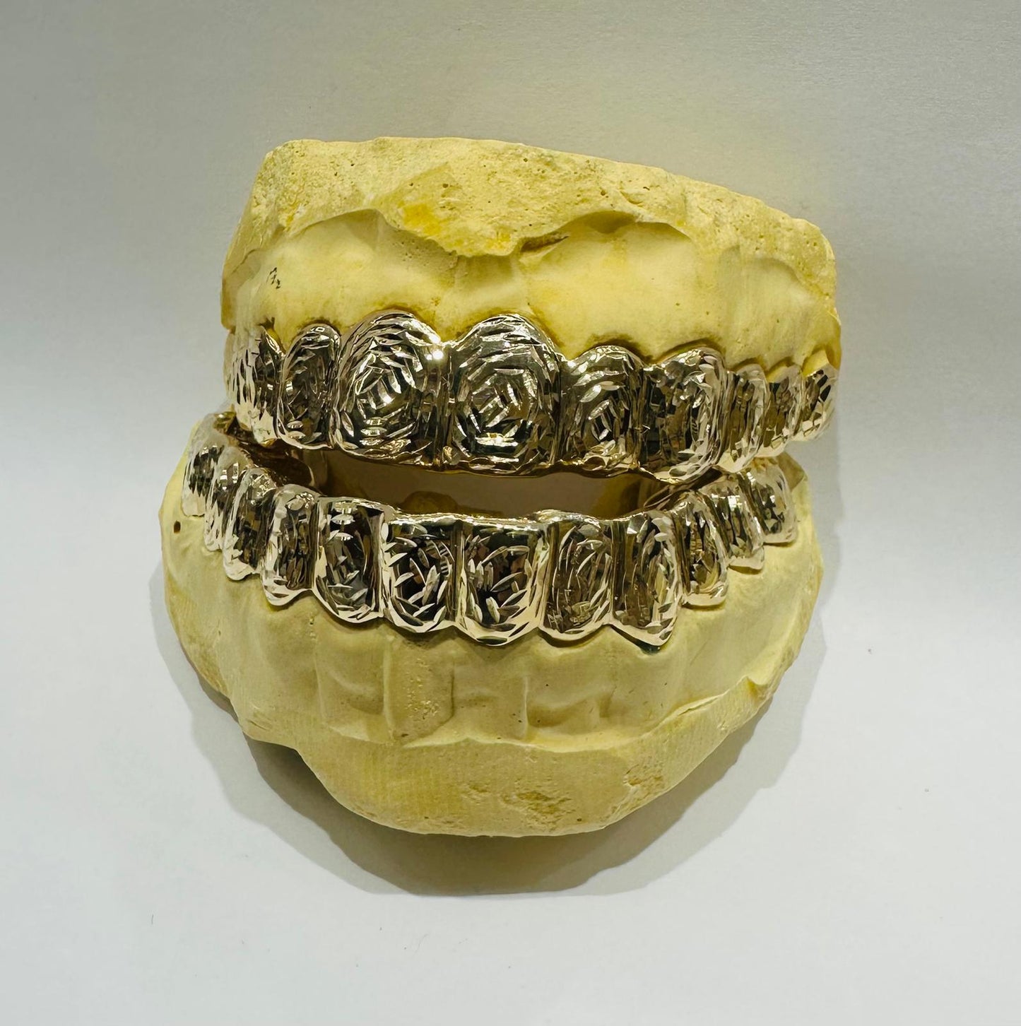 10K GOLD NUGGET CUT DIAMOND DUST GRILL- (12 TOP & BOTTOM : $2399) - ( AVAILABLE IN 6PC, 8PC, 10PC, 12PC)