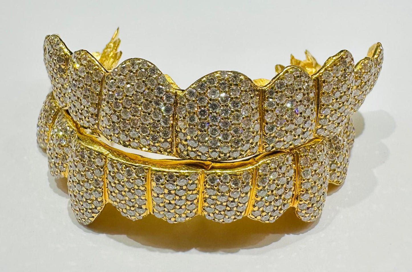 10K GOLD VS1 DIAMOND GRILL- (6 TOP & BOTTOM : $7499) - EASTER SPECIAL( AVAILABLE IN 6PC, 8PC, 10PC, 12PC)