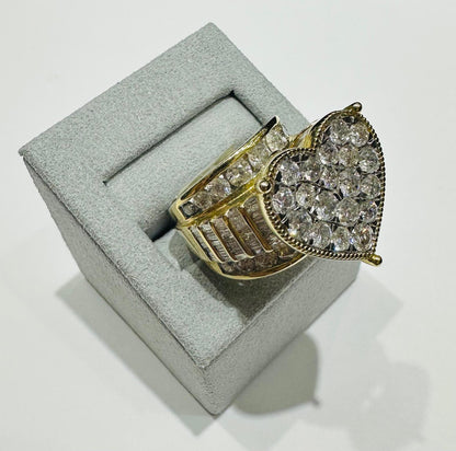 10K YELLOW GOLD NATURAL DIAMOND HEART RING- WEIGHT: 5.000CT