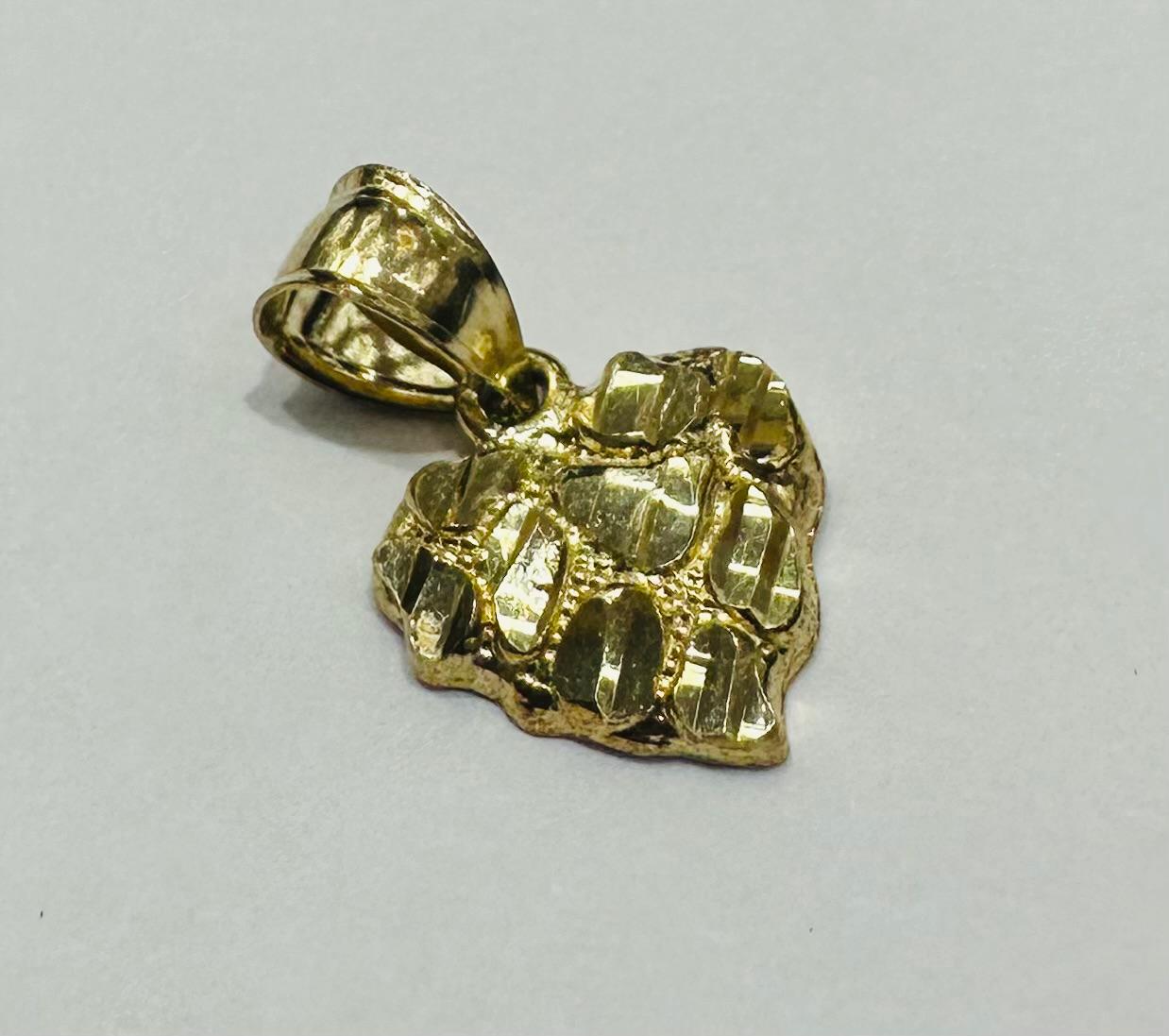 10K GOLD HEART PENDANT