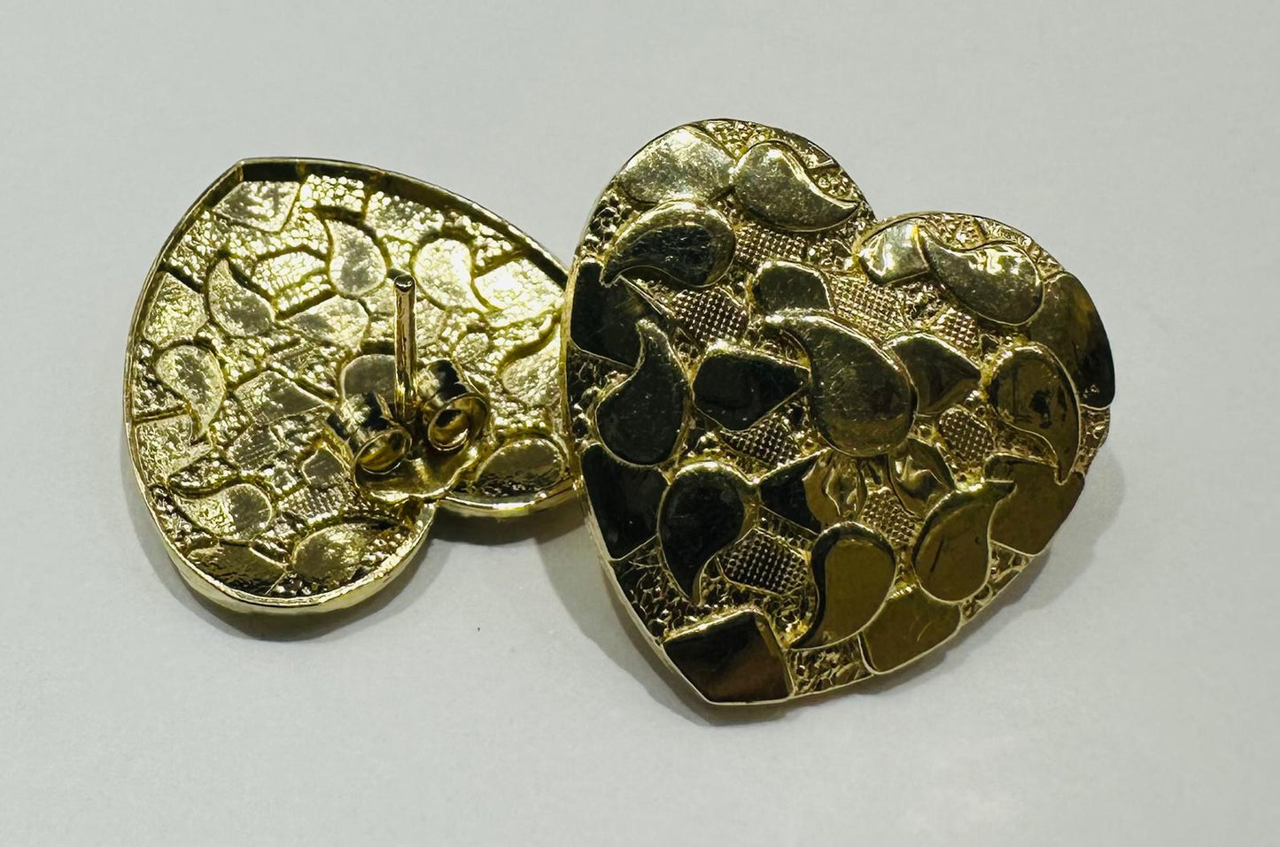 10K GOLD HEART NUGGET EARRINGS- WEIGHT: 2.8gm