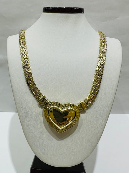10K GOLD BYZANTINE HEART CHAIN NECKLACE- WEIGHT: 23.4gm