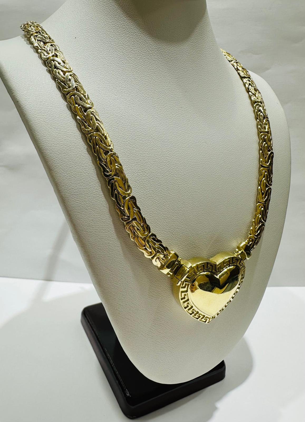 10K GOLD BYZANTINE HEART CHAIN NECKLACE- WEIGHT: 23.4gm