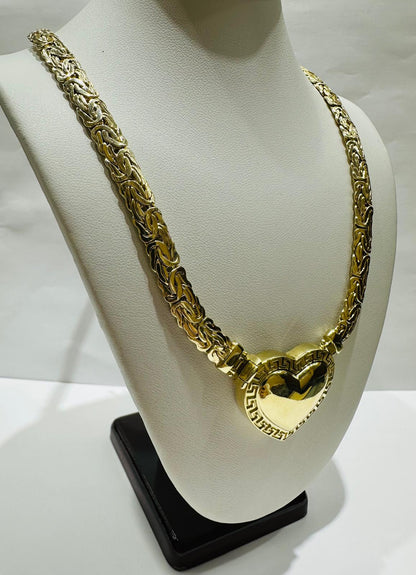 10K GOLD BYZANTINE HEART CHAIN NECKLACE- WEIGHT: 23.4gm