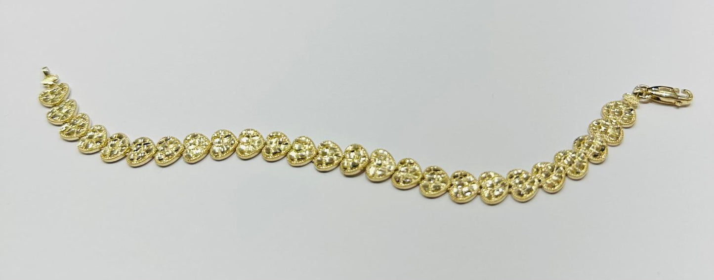 10K GOLD HEART NUGGET BRACELET- WEIGHT: 9.4gm