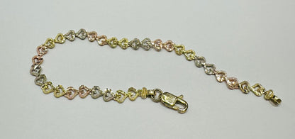 10K GOLD TRI COLOR HEART BRACELET- WEIGHT: 4.9gm   7.5"