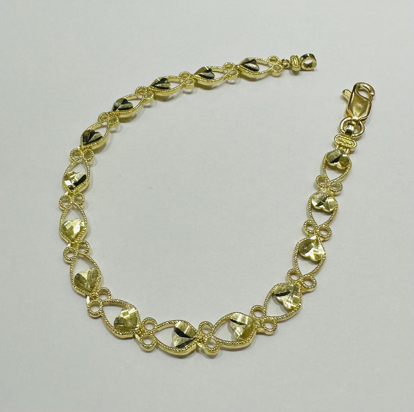 10K GOLD HEART BRACELET- WEIGHT: 5.0gm   7.5"